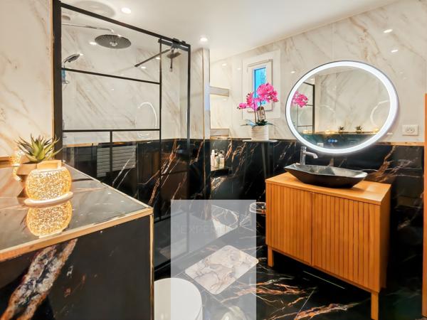 Émerainville (77184) 77184 - EMERAINVILLE - MAISON 7 PIÈCES - 115m² - ENTIÈREMENT RÉNOVÉE - 5 CHAMBRES