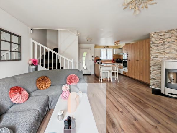 Émerainville (77184) 77184 - EMERAINVILLE - MAISON 7 PIÈCES - 115m² - ENTIÈREMENT RÉNOVÉE - 5 CHAMBRES