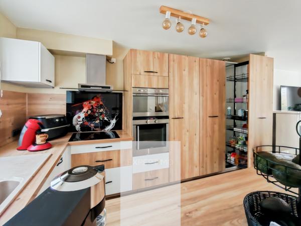 Émerainville (77184) 77184 - EMERAINVILLE - MAISON 7 PIÈCES - 115m² - ENTIÈREMENT RÉNOVÉE - 5 CHAMBRES
