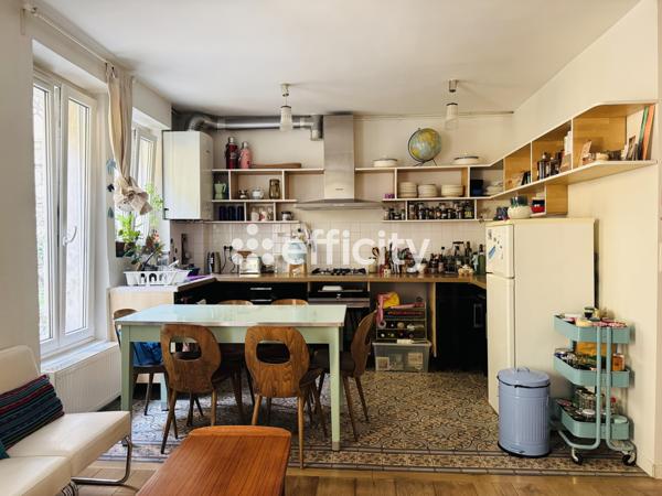 Appartement
         3 pièces
        - 60 m² Exclusivité 379 000 € *