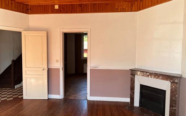 Maison à vendre    3 pièces • 75 m2 Compiègne