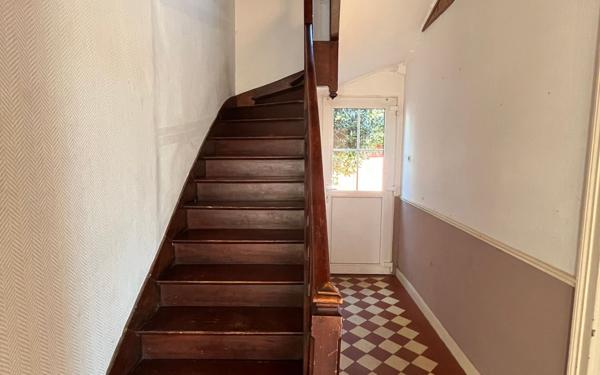 Maison à vendre    3 pièces • 75 m2 Compiègne