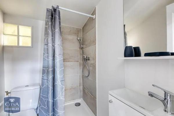 Appartement à louer 1 pièce 22.74m² Corbeil-Essonnes (91100)