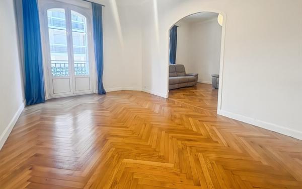 Appartement à vendre    2 pièces • 94 m2 Nice