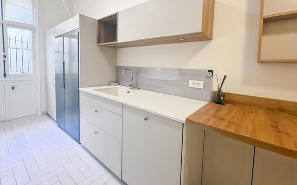 Appartement à vendre    2 pièces • 94 m2 Nice