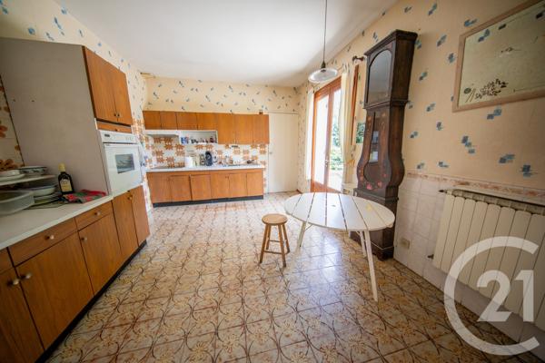 Maison à vendre  6 pièces - 165,68 m 2   ST MEDARD EN JALLES  - 33