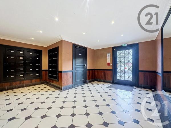 Appartement F1 à vendre  1 pièce - 29,65 m 2   REIMS  - 51
