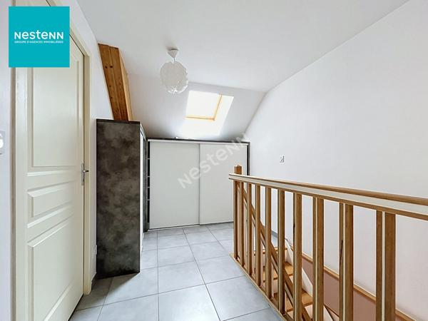 SILLINGY _ Appartement 3 pièces en duplex, de 62,75 m² au sol, avec terrasse et 2 places de parking, à louer