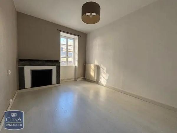 Appartement à louer 3 pièces 77.1m² Carcassonne (11000)