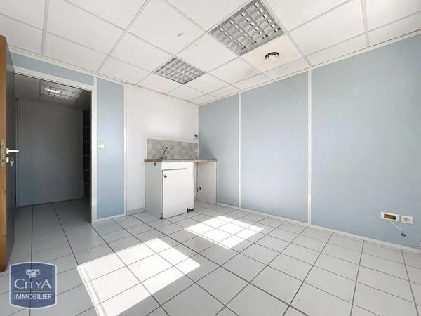 Local professionnel à louer Nîmes (30000)
