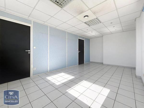 Local professionnel à louer Nîmes (30000)