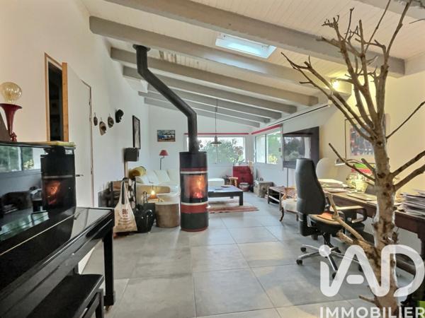 Maison à vendre 5 pièces 173 m² Arles