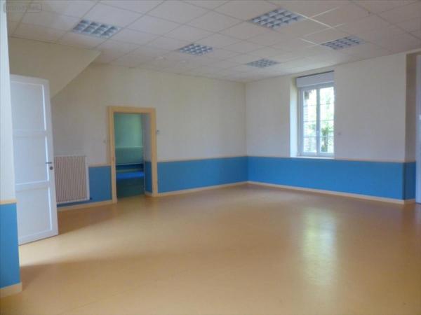 Immeuble à vendre à Mayenne en Mayenne (53100), ref : 53075-FC 111