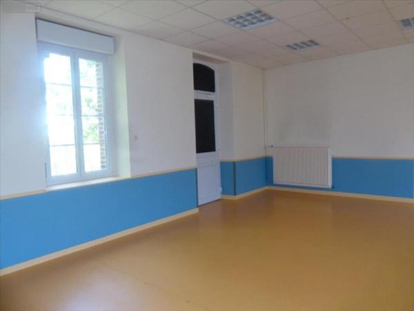 Immeuble à vendre à Mayenne en Mayenne (53100), ref : 53075-FC 111