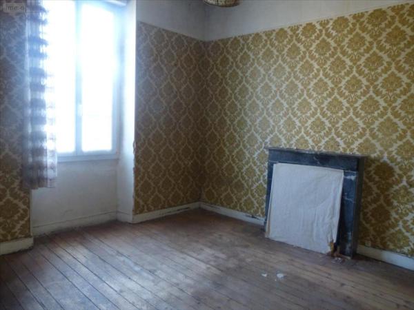 Immeuble à vendre à Mayenne en Mayenne (53100), ref : 53075-FC 111