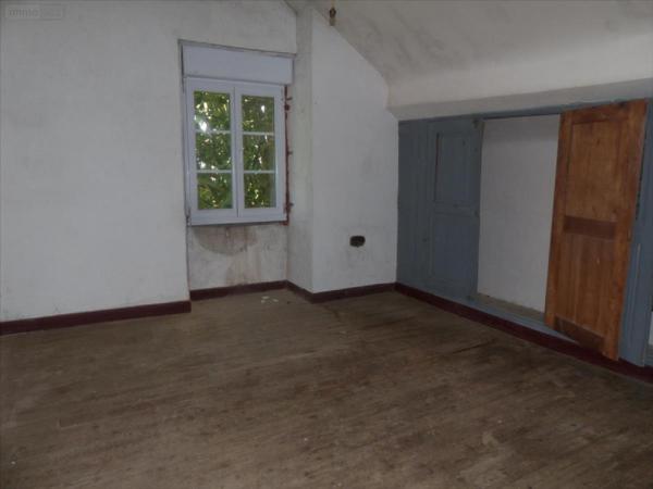 Immeuble à vendre à Mayenne en Mayenne (53100), ref : 53075-FC 111