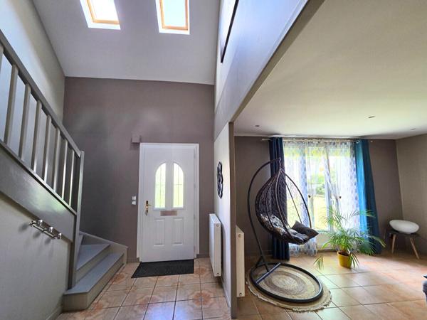 Maison à vendre à Saint-Saturnin : 4 chambres, grand jardin, idéale pour une famille