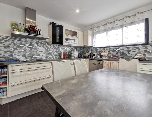 Maison 4 ch avec piscine - 2019 - 499 999 €