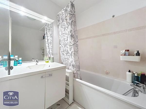 Appartement à vendre 2 pièces 39.6m² Orléans (45000)