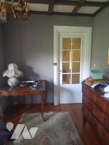 QUARTIER HAUT DES CHAPRAIS Maison sur terrain arboré