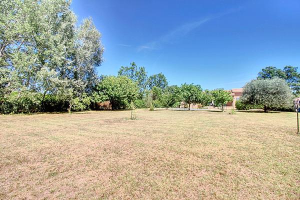 À VENDRE EN EXCLUSIVITÉ Maison de plain-pied à VIDAUBAN - Piscine - Double garage - Panneaux photovoltaïques