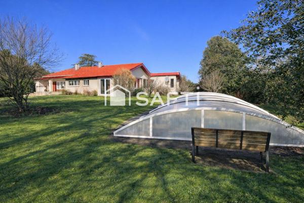 A Miélan villa T6 avec piscine et parc de 3500 m²