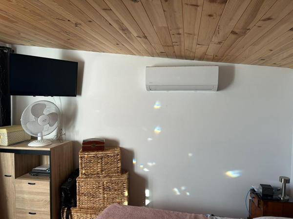 Chalet renové dans domaine privé