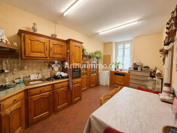 Vente                                                      Maison de village
                        
                     4 pièces                      85 m2                     à Saint-Astier