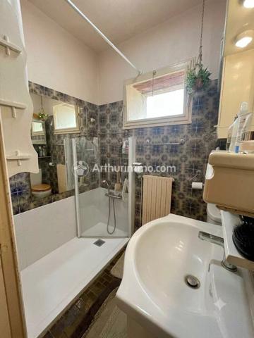 Vente                                                      Maison de village
                        
                     4 pièces                      85 m2                     à Saint-Astier