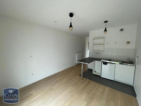 Appartement à louer 1 pièce 28.54m² Rueil-Malmaison (92500)