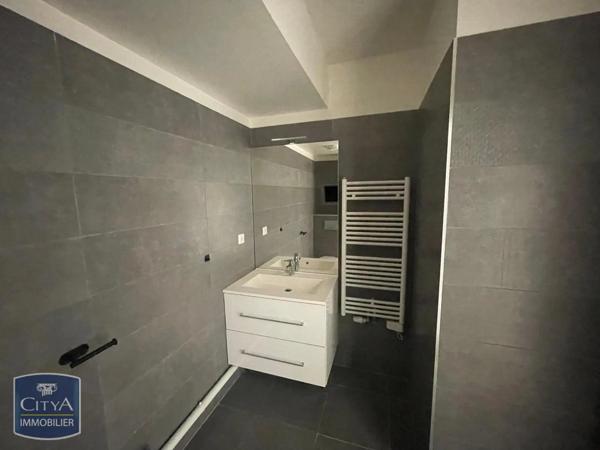 Appartement à louer 1 pièce 28.54m² Rueil-Malmaison (92500)