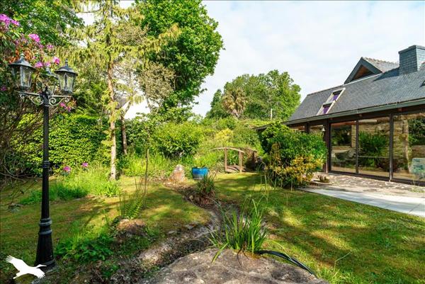 Maison à vendre |  Fouesnant |  5 pièces | 250 m²