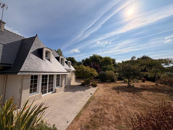 A VENDRE FOUESNANT MOUSTERLIN MAISON 8 PIECES 218 m2 sur 2000m2