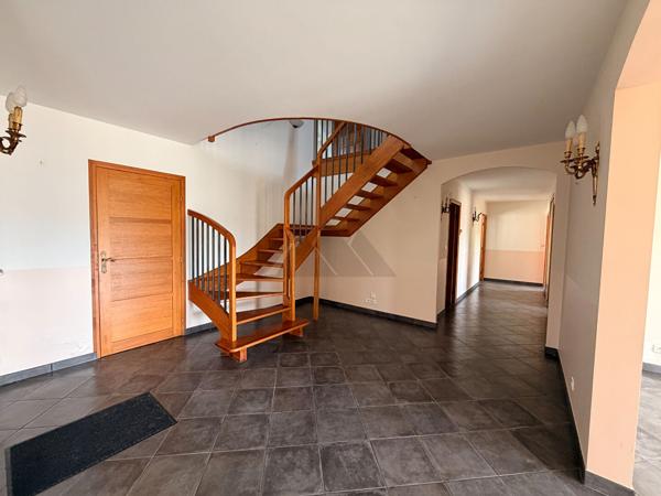 A VENDRE FOUESNANT MOUSTERLIN MAISON 8 PIECES 218 m2 sur 2000m2