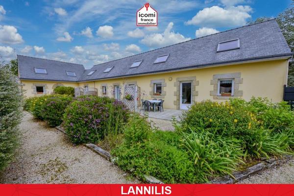 A VENDRE - MAISON T8 201M² + 3 GITES T4 92M², T3 50M² ET T3 50M² - DOUBLE GARAGE - CARPORT - SPA - PISCINE - TERRAIN CLOS DE 2350M²