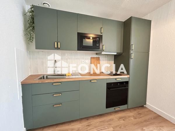 Location Appartement meublé 2 pièces 46 m² - Rochefort 17300