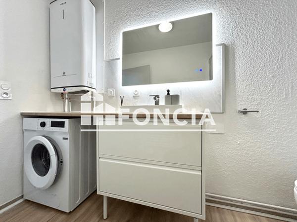 Location Appartement meublé 2 pièces 46 m² - Rochefort 17300