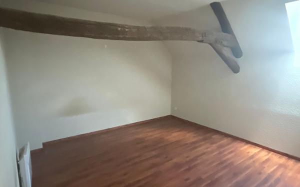 Appartement à louer    3 pièces •  Cosne-Cours-sur-Loire