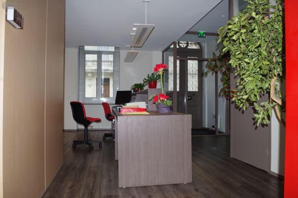 Local mixte (Pro/Hab) à vendre à Périgueux en Dordogne (24000), ref : 24001/VENT/646