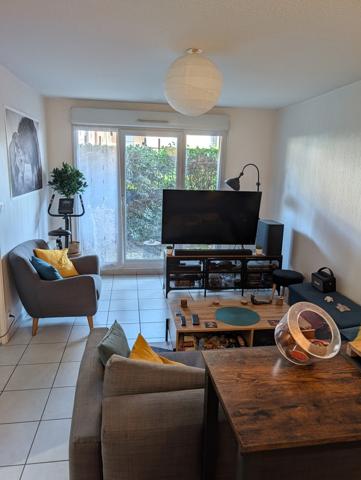Appartement t2+ parking