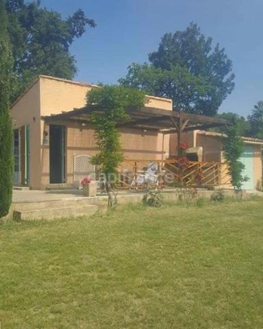 À vendre charmant Cabanon/Mazet provençal avec oliveraie sur 4000m2 de terre – proche de Manosque et Pierrevert