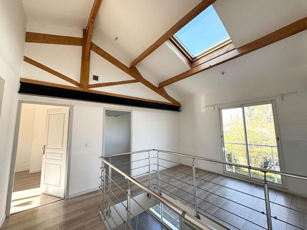 PESSAC-MAGONTY  - Maison individuelle à étage - 5 pièces - 122m2 - 4 chambres -  - Garage - Parcelle 351m2