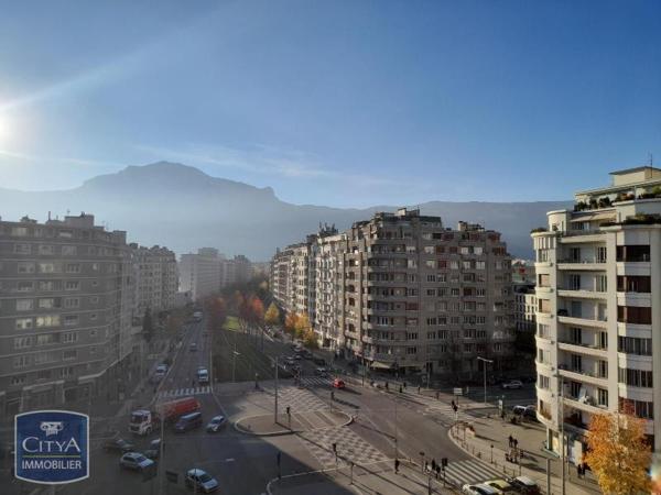 Appartement à louer 3 pièces 84.74m²