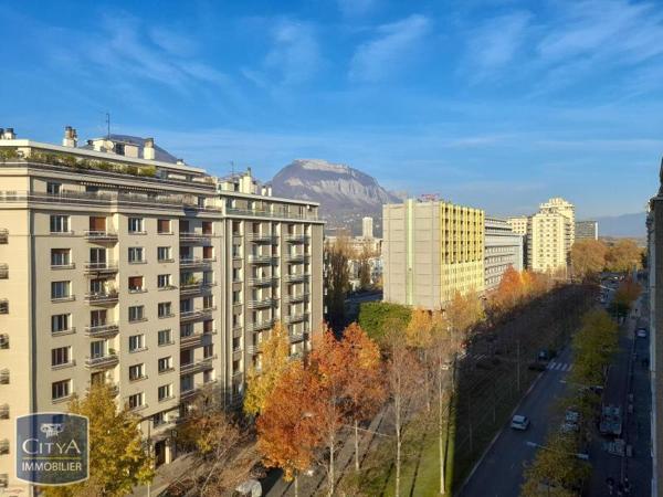 Appartement à louer 3 pièces 84.74m²