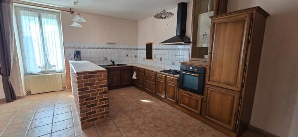 Maison à vendre 7 pièces LE PALAIS SUR VIENNE (87)