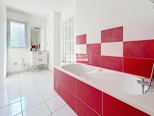 Appartement 3 pièces – 64 m² environ à Cesson-Sévigné (ref : 12355)