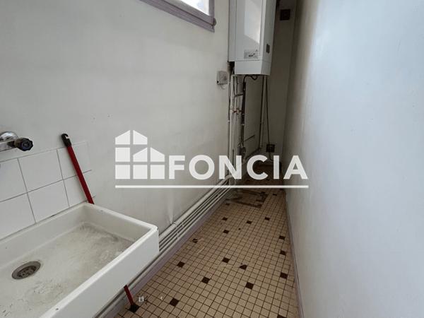 Location Local commercial 2 pièces 28 m² - 65 B BOULEVARD DE LYON Laon 02000