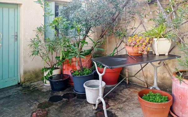 Maison à vendre    4 pièces •  Uzès