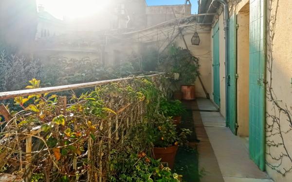 Maison à vendre    4 pièces •  Uzès