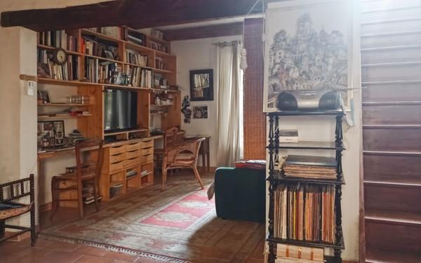 Maison à vendre    4 pièces •  Uzès